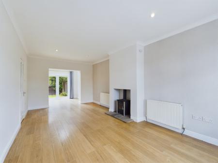 4 bedroom Semi-detached house to let in Brackenley Lane, Embsay, BD23