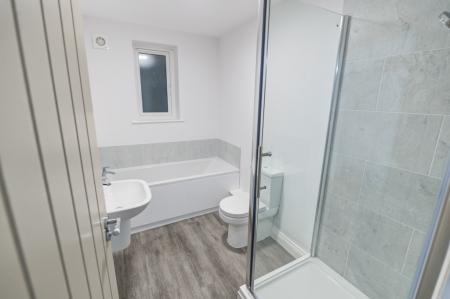 2 bedroom Flat to let in Station View, Skipton, BD23
