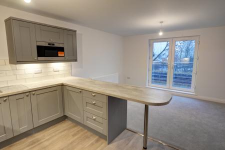 2 bedroom Flat to let in Station View, Skipton, BD23