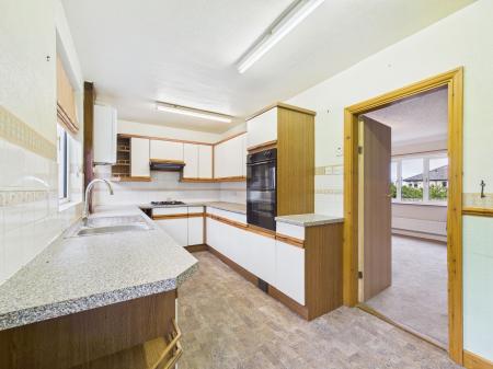 2 bedroom Terraced House to let in Hillside Crescent, Skipton, BD23
