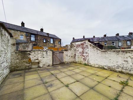 2 bedroom Terraced House to let in Walton Street, Skipton, BD23