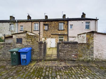 2 bedroom Terraced House to let in Walton Street, Skipton, BD23