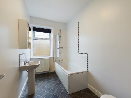 2 bedroom Terraced House to let in Walton Street, Skipton, BD23