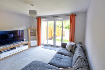 2 bedroom Town house to let in Hawthorne Road, Steeton, BD20