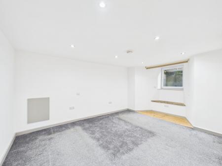 1 bedroom Flat to let in Main Street, Cross Hills, BD20