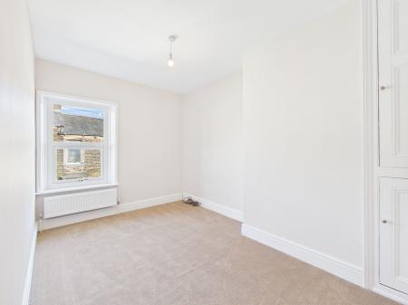 2 bedroom Terraced House to let in Castle Street, Skipton, BD23