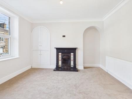 2 bedroom Terraced House to let in Castle Street, Skipton, BD23