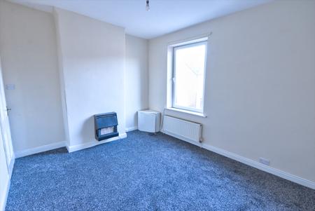 1 bedroom Flat to let in Victoria Road, Earby, BB18