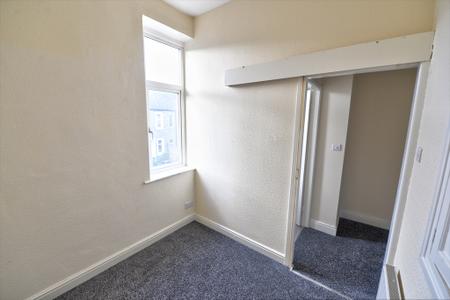 1 bedroom Flat to let in Victoria Road, Earby, BB18