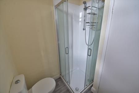 1 bedroom Flat to let in Victoria Road, Earby, BB18
