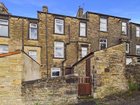 2 bedroom Terraced House to let in Upper Sackville Street, Skipton, BD23