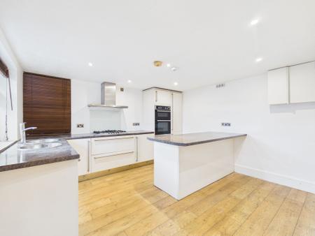 2 bedroom Terraced House to let in Upper Sackville Street, Skipton, BD23