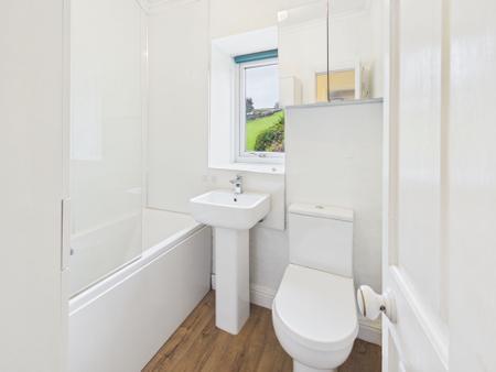 2 bedroom Terraced House to let in Bogthorn, Oakworth, BD22