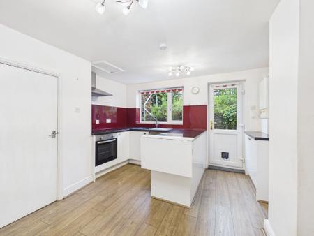 2 bedroom Terraced House to let in Bogthorn, Oakworth, BD22