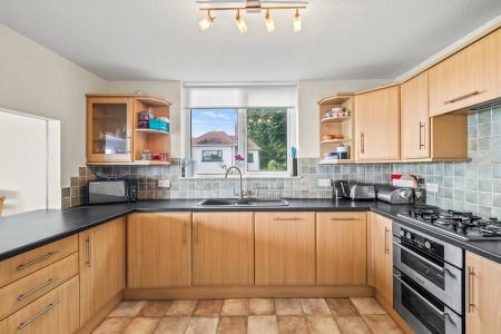 2 bedroom Flat for sale in Links Court, Langland, Swansea, SA3