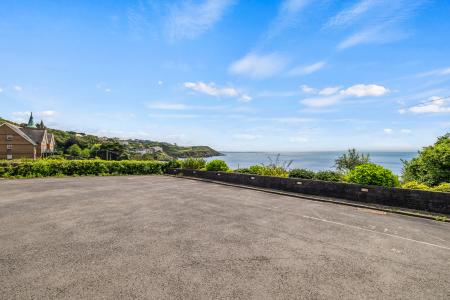 2 bedroom Flat for sale in Links Court, Langland, Swansea, SA3
