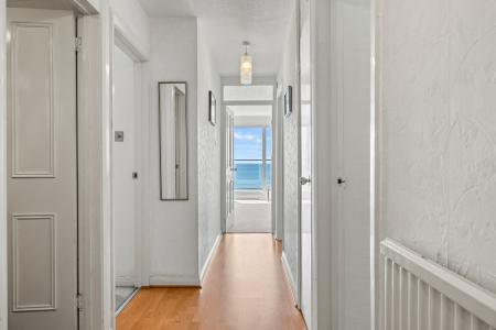 2 bedroom Flat for sale in Links Court, Langland, Swansea, SA3