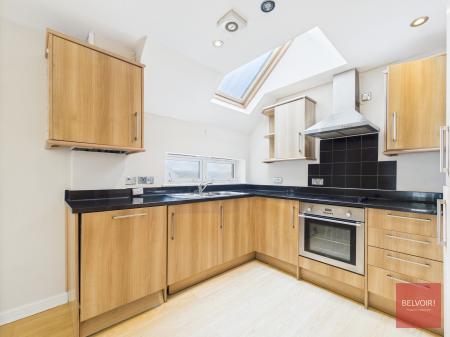 1 bedroom Flat for sale in The Boathouse, Mumbles, Swansea, SA3