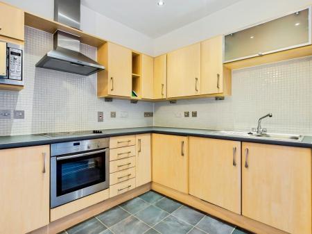 1 bedroom Studio flat for sale in 3 Princess Way, Swansea, SA1