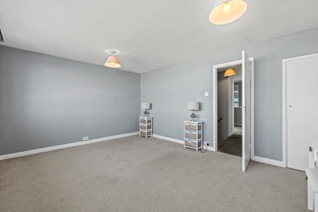 2 bedroom Terraced House for sale in 668a Mumbles Road, Swansea, SA3