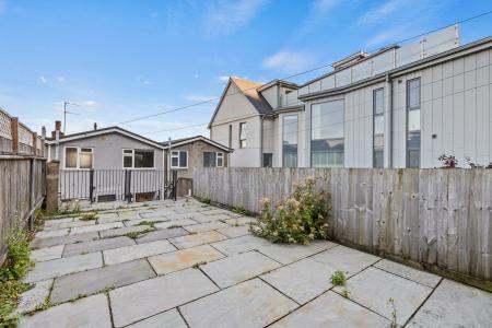 2 bedroom Terraced House for sale in 668a Mumbles Road, Swansea, SA3