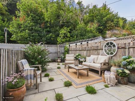 2 bedroom Terraced House for sale in 668a Mumbles Road, Swansea, SA3
