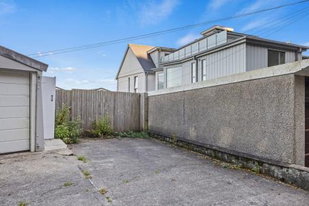 2 bedroom Terraced House for sale in 668a Mumbles Road, Swansea, SA3