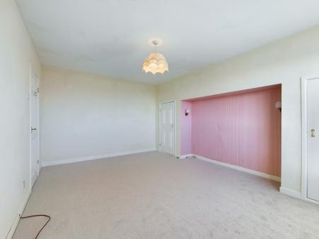 4 bedroom Detached house for sale in Alder Way, West Cross, Swansea, SA3