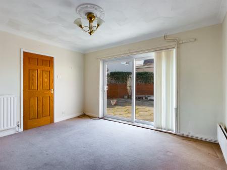 4 bedroom Detached house for sale in Alder Way, West Cross, Swansea, SA3