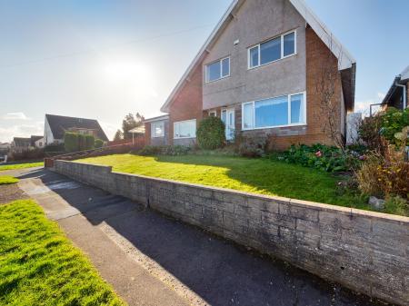 4 bedroom Detached house for sale in Alder Way, West Cross, Swansea, SA3