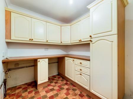 4 bedroom Detached house for sale in Alder Way, West Cross, Swansea, SA3