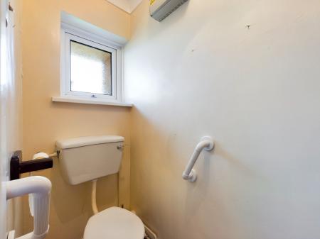 4 bedroom Detached house for sale in Alder Way, West Cross, Swansea, SA3