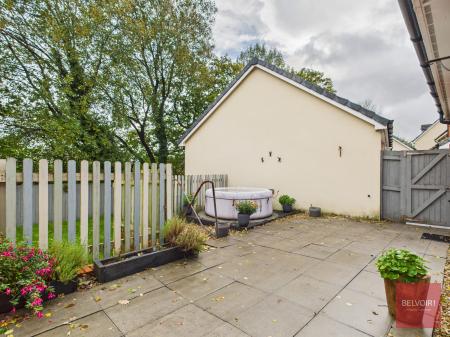4 bedroom Detached house for sale in Beauchamp Walk, Gorseinon, Swansea, SA4