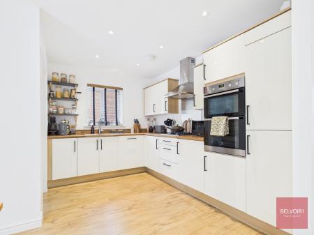 4 bedroom Detached house for sale in Beauchamp Walk, Gorseinon, Swansea, SA4