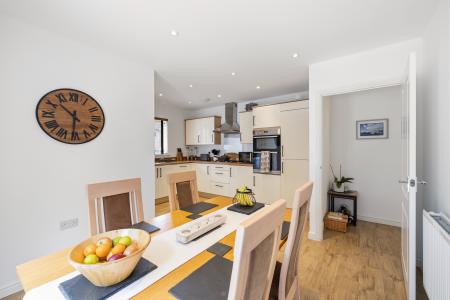 4 bedroom Detached house for sale in Beauchamp Walk, Gorseinon, Swansea, SA4