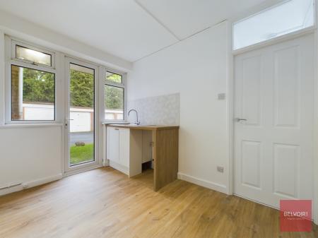 2 bedroom Ground floor flat for sale in Brynfield Court, Langland, Swansea, SA3