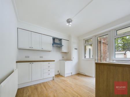 2 bedroom Ground floor flat for sale in Brynfield Court, Langland, Swansea, SA3