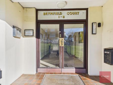 2 bedroom Flat for sale in Brynfield Court, Mumbles, Swansea, SA3