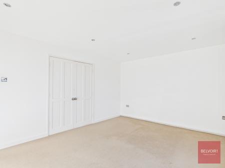 2 bedroom Flat for sale in Brynfield Court, Mumbles, Swansea, SA3