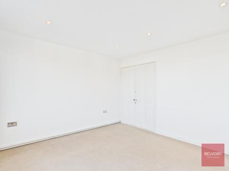 2 bedroom Flat for sale in Brynfield Court, Mumbles, Swansea, SA3