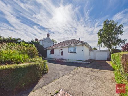 Chapel Road, Three Crosses, Swansea, SA4