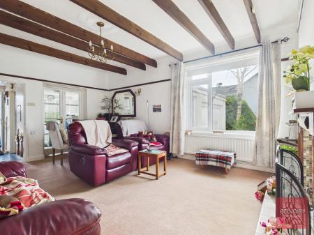 3 bedroom Detached bungalow for sale in Chapel Road, Three Crosses, Swansea, SA4