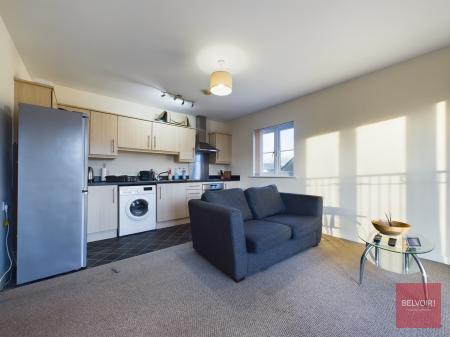 2 bedroom Flat for sale in Clayton Drive, Pontarddulais, Swansea, SA4