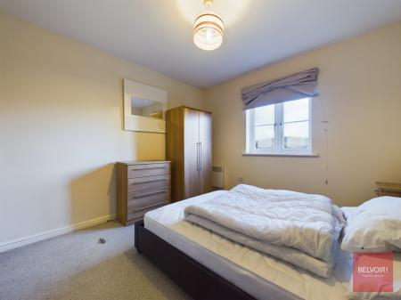 2 bedroom Flat for sale in Clayton Drive, Pontarddulais, Swansea, SA4