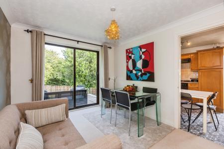 4 bedroom Detached house for sale in Ffordd Taliesin, Killay, Swansea, SA2