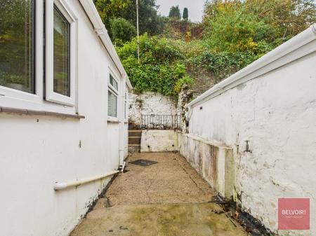 2 bedroom Terraced House for sale in Fullers Row, Mount Pleasant, Swansea, SA1