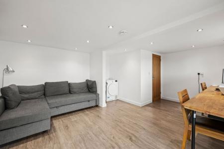 4 bedroom Semi-detached house for sale in Glen Road, West Cross, Swansea, SA3