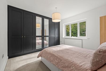 4 bedroom Semi-detached house for sale in Glen Road, West Cross, Swansea, SA3