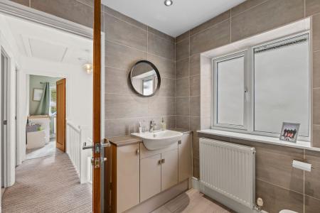 4 bedroom Semi-detached house for sale in Glen Road, West Cross, Swansea, SA3