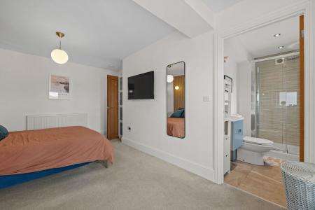 4 bedroom Semi-detached house for sale in Glen Road, West Cross, Swansea, SA3